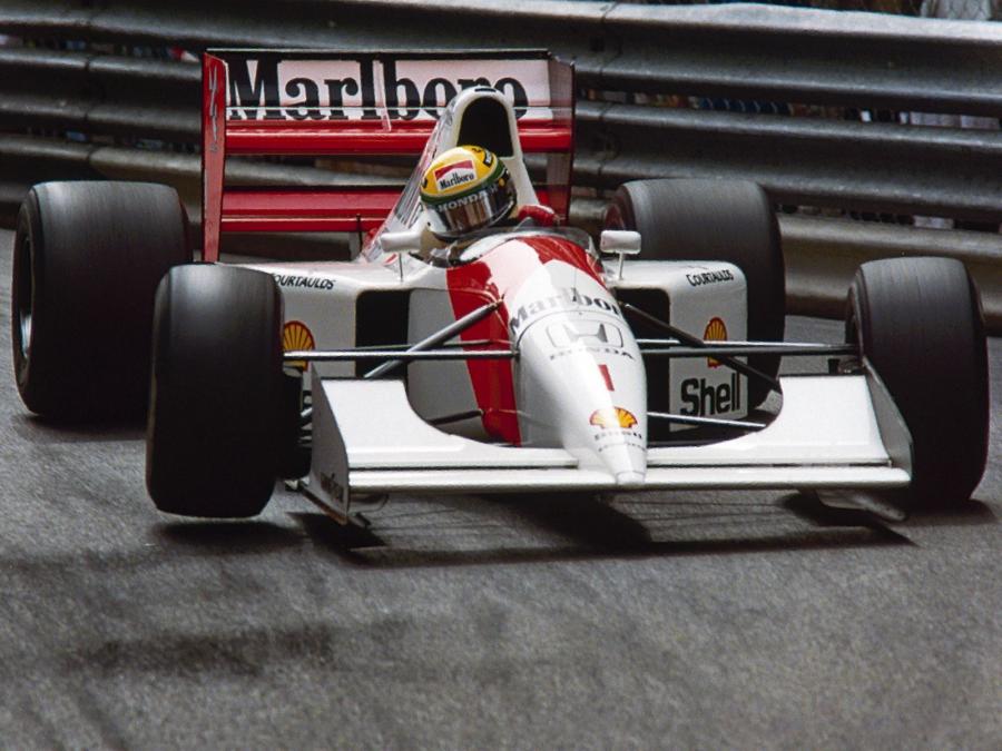  McLaren Honda MP4-7 1992 года  (фото 3 из 6)